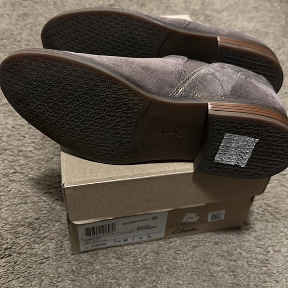 Booties new condition - Picture 3 of 4